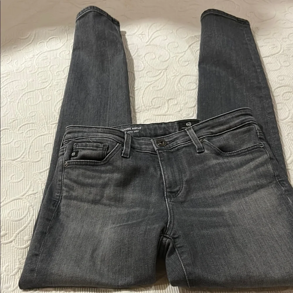 Ag Adriano Goldschmied Gray Super Skinny Legging Ankle Jeans. 25R
